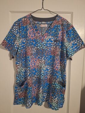 White Cross Multicolor Mosaic V-Neck Scrub Top
